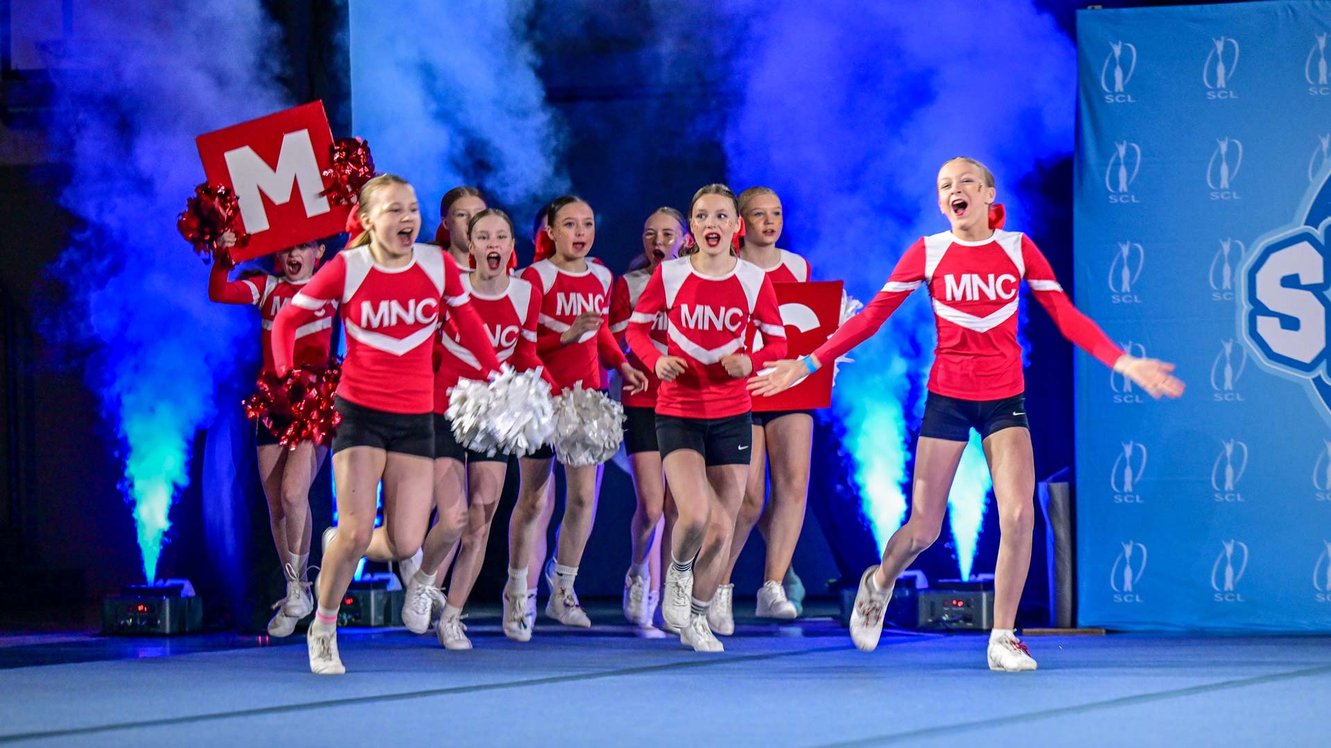 Paikallisia mahdollistajia: Cheerleading tuli Muonioon ja sai yhteisön liikkeelle thumbnail